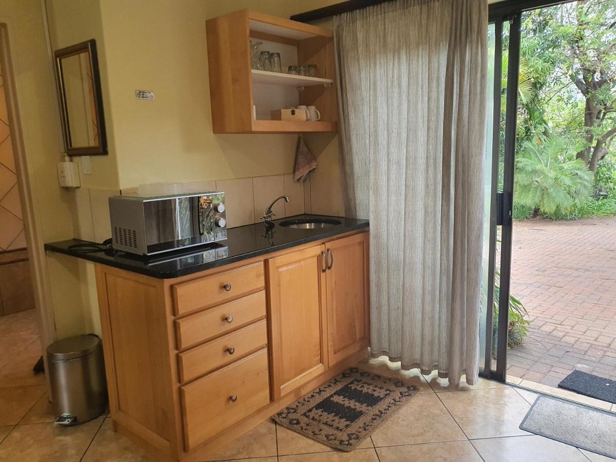 Selati 103 Guest Cottages Malalane Exterior foto